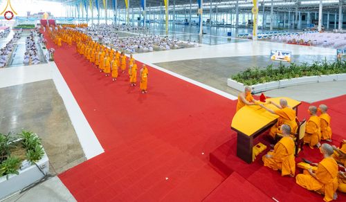 ภาพ No.88127:พิธีมุทิตาสักการะ เปรียญธรรม 9,6,3 และบาลีศึกษา 6,3  พิธีมอบดวงแก้วสามเณรทรงบาลีไวยากรณ์ วันอาทิตย์ 17 กันยายน พ.ศ. 2566 ณ สภาธรรมกายสากล วัดพระธรรมกาย