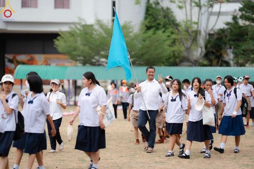 ภาพ No.128473:พิธีอัญเชิญพระบรมสารีริกธาตุ " ใจกลางเมืองนครหาดใหญ่ " เพื่อประดิษฐาน ณ มหารัตนเจดีย์สิริปทุมสวรรค์ (เจดีย์อริยพุทธะ 5 พระองค์) ศูนย์ปฏิบัติธรรมภาคใต้ อ.บางกล่ำ จ.สงขลา  วันที่ 9 มีนาคม พ.ศ. 2567 (ชุดที่ 2)