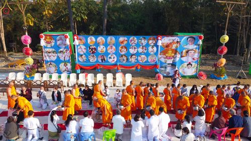 ภาพ No.75695:พิธีเจริญพระพุทธมนต์ และ ตักบาตรพระ 1,111 รูป  บำเพ็ญกุศลเพื่อถวายพระพรชัยมงคลแด่  สมเด็จพระเจ้าลูกเธอ เจ้าฟ้าพัชรกิติยาภา นเรนทิราเทพยวดี กรมหลวงราชสาริณีสิริพัชร มหาวัชรราชธิดา วันเสาร์ที่ 11 กุมภาพันธ์ พ.ศ. 2566 ณ วัดห้วยตองสัก อ.จอมทอง จ.เชียงใหม่