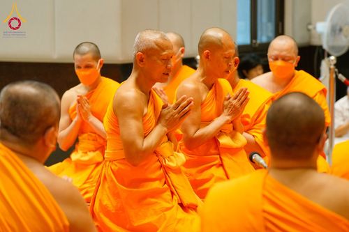 ภาพ No.62101:พิธีอุปสมบทในโครงการอุปสมบทหมู่ บูชาธรรมหลวงพ่อธัมมชโย พ.ศ.2567 ณ อุโบสถ วัดพระธรรมกาย จ.ปทุมธานี วันที่ 13-15 เมษายน พ.ศ. 2567