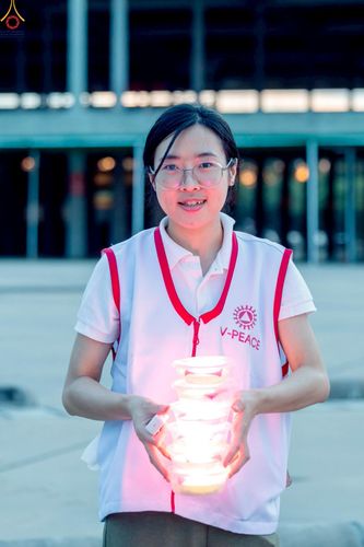 ภาพ No.240967:วันพุธที่ 27 สิงหาคม พ.ศ. 2568 พิธีจุดประทีป ในวันธรรมชัย ณ วัดพระธรรมกาย