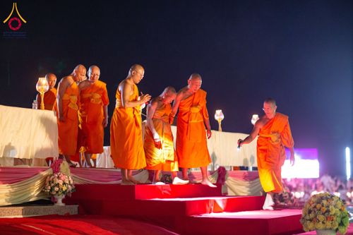 ภาพ No.211714:วันอาทิตย์ที่ 16 มีนาคม พ.ศ. 2568 พิธีจุดประทีปถวายเป็นพุทธบูชา ฉลองปทุมเจดีย์ (เจดีย์พระพุทธเจ้า 5 พระองค์) ณ ศูนย์อบรมเยาวชนปัตตานี