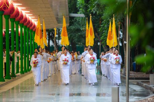 ภาพ No.156652:พิธีบรรพชาอุปสมบท ธรรมทายาท โครงการอุปสมบทหมู่บูชาธรรมครบรอบ 107 ปี วันครูผู้ค้นพบวิชชาธรรมกาย ณ โบสถ์พระไตรปิฏก วัดพระธรรมกาย วันเสาร์ที่ 14 กันยายน พ.ศ. 2567