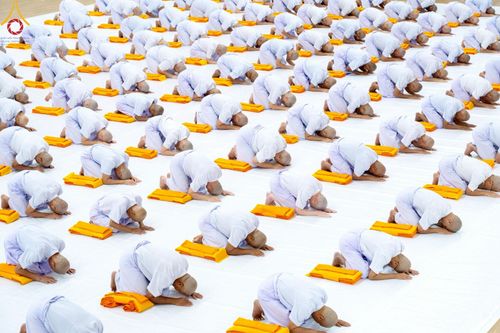 ภาพ No.217180:วันเสาร์ที่ 12 เมษายน พ.ศ. 2568 พิธีบรรพชา พิธีขอศีลและขอนิสสัย พิธีมอบบาตร ในโครงการอุปสมบทหมู่ บูชาธรรมหลวงพ่อธัมมชโย, โครงการธรรมทายาท ระดับอุดมศึกษา รุ่นที่ 52 ,  โครงการบวชพระนานาชาติ AEC & WAB CEO รุ่นที่ 4 ณ วัดพระธรรมกาย