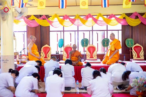 ภาพ No.275686:วันที่ 5 พฤศจิกายน พ.ศ. 2568 พิธีทอดกฐินสามัคคีทั่วไทย ณ วัดโพธิ์ศรี ต.ท่าข้าม อ.ค่ายบางระจัน จ.สิงห์บุรี โดยคณะศิษยานุศิษย์ บูชาธรรม 81 ปี หลวงพ่อธัมมชโย