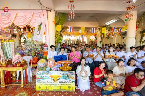 ภาพ No.171695:พิธีทอดกฐิน ณ วัดมหาโพธิ์ จ.ลพบุรี ในโครงการกฐินสามัคคีทั่วไทย 30,000 วัด บูชาธรรม 80 ปี หลวงพ่อธัมมชโย โดยคณะศิษยานุศิษย์วัดพระธรรมกาย วันที่ 27 ตุลาคม พ.ศ. 2567