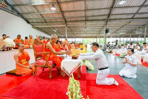 ภาพ No.228129:วันอาทิตย์ที่ 8 มิถุนายน พ.ศ. 2568 พิธีตักบาตรพระ 500 รูป ปีที่ 10 ณ ธุดงคสถานล้านนา อำเภอสันทราย จังหวัดเชียงใหม่