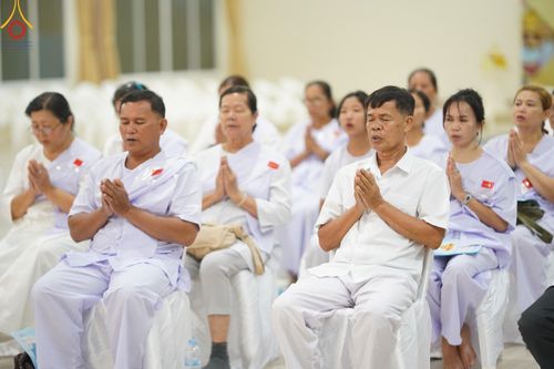 ภาพ No.153715:โครธการอุบาสกแก้ว อุบาสิกาแก้ว รุ่นที่ 1 ตัวแทนทอดกฐินสามัคคีทั่วไทย 30,000 วัด บูชาธรรม 80 ปี หลวงพ่อธัมมชโย ระหว่างวันที่ 6-8 กันยายน พ.ศ. 2567 ณ ศูนย์การศึกษาเขาแก้วเสด็จ จ.ปราจีนบุรี