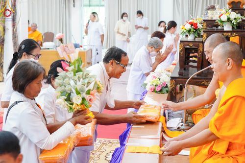 ภาพ No.98028:พิธีทอดกฐินเพื่อสร้างครัวมหาทาน ณ ศูนย์ปฎิบัติธรรมเพชรบูรณ์ ต.นาป่า อ. เมือง จ.เพชรบูรณ์ วันที่ 19 พฤศจิกายน พ.ศ. 2566