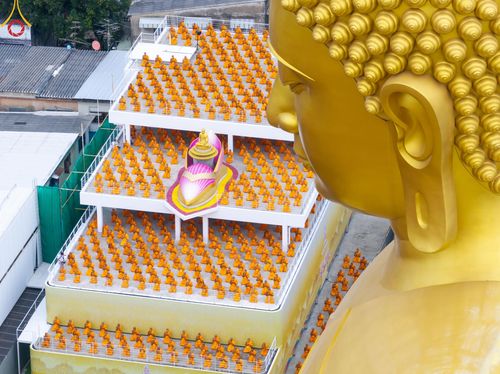 ภาพ No.118978:คณะพุทธบุตรธรรมยาตราร่วมปฏิบัติธรรม และถ่ายภาพหมู่ประวัติศาสตร์ ในโครงการธรรมยาตราฯ ปีที่ 12  วันที่ 25 มกราคม พ.ศ. 2567  ณ อาคารธรรมยาตรา กตัญญูบูชามหาปูชนียาจารย์  ตรงข้ามวัดปากน้ำภาษีเจริญ จ.กรุงเทพมหานคร