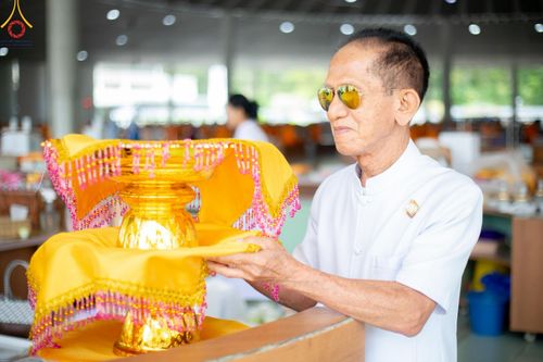 ภาพ No.212641:วันพฤหัสบดีที่ 20 มีนาคม พ.ศ. 2568 พิธีเจริญพระพุทธมนต์ เนื่องในอายุวัฒนมงคลครบ 74 ปี พระภาวนาธรรมวิเทศ วิ. (ภูเบศ ฌานาภิญโญ) ณ หอฉันคุณยายฯ วัดพระธรรมกาย