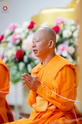 ภาพ No.220954:วันที่ 13 เมษายน พ.ศ. 2568 พิธีโปรยรัตนชาติปฐมเริ่มสถาปนาเจดีย์ และ พิธีเปิดหมู่บ้านปฏิบัติธรรม เพื่อการบรรลุธรรม ณ วัดป่าธรรมกายนานาชาติโทชิหงิ  ประเทศญี่ปุ่น