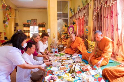 ภาพ No.98479:พิธีทอดกฐินสามัคคีทั่วไทย 5,000 วัด ณ วัดหนองสรวง อ.ศรีประจันต์ จ.สุพรรณบุรี วันที่ 25 พฤศจิกายน พ.ศ. 2566