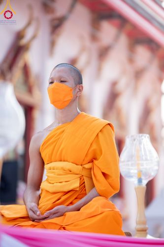 ภาพ No.112159:พิธีจุดประทีปถวายเป็นพุทธบูชา และบูชาธรรมมหาปูชนียาจารย์ พระมงคลเทพมุนี(สด จนฺทสโร) ในโครงการธรรมยาตรา กตัญญูบูชา มหาปูชนียาจารย์ พระมงคลเทพมุนี(สด จนฺทสโร) พระผู้ปราบมาร อนุสรณ์สถาน 7 แห่ง ปีที่ 12 วันที่ 14 มกราคม พ.ศ. 2567 ณ วัดสองพี่น้อง อ.สองพี่น้อง