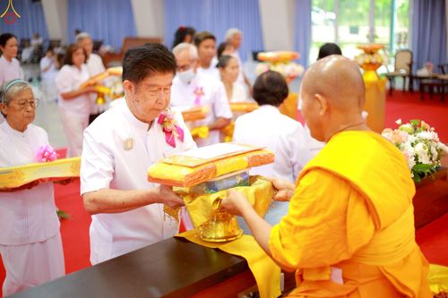 ภาพ No.233445:วันอาทิตย์ที่ 13 กรกฎาคม พ.ศ. 2568 พิธีทอดผ้าป่าสามัคคี "สร้างบ้านพักผู้ปฏิบัติธรรม" ณ ศูนย์ปฏิบัติธรรมจังหวัดระยอง(บ้านช่องลม)