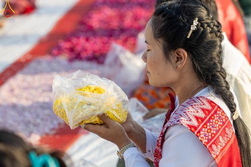 ภาพ No.116690:พิธีต้อนรับพระธรรมยาตรา ปีที่ 12 ณ อนุสรณ์สถานบางปลา จ.นครปฐม วันที่ 21 มกราคม พ.ศ. 2567