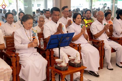 ภาพ No.142218:พิธีถวายสังฆทานแด่คณะสงฆ์ 323 วัด ปีที่ 20 ครั้งที่ 170 , พิธีมอบกองทุนหนุนแรงใจช่วยครูใต้ ปีที่ 17 ครั้งที่ 135 และพิธีทำบุญอุทิศส่วนกุศลให้ผู้วายชนม์ วันเสาร์ที่ 22 มิถุนายน พ.ศ.2567 ณ ศูนย์ปฏิบัติธรรมภาคใต้ อ.บางกล่ำ จ.สงขลา