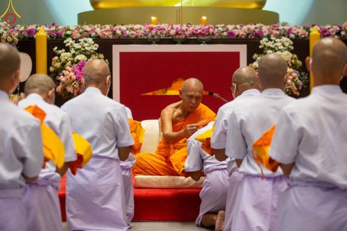 ภาพ No.112355:พิธีบรรพชาอุปสมบท โครงการอุปสมบทหมู่บูชาธรรม 115 ปี คุณยายอาจารย์ฯ, โครงการอุปสมบทหมู่ธรรมทายาท ระดับอุดมศึกษา รุ่นที่ 50 ภาคฤดูหนาว ณ โบสถ์พระไตรปิฎก วัดพระธรรมกาย จ.ปทุมธานี วันเสาร์ที่ 13 มกราคม พ.ศ. 2567