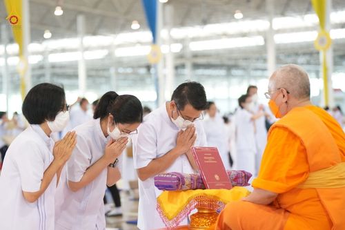 ภาพ No.80589:พิธีถวายทุนสนับสนุนการสร้าง พระไตรปิฎกฉบับธรรมชัย วันเสาร์ที่ 29 เมษายน พ.ศ. 2566 ณ สภาธรรมกายสากล วัดพระธรรมกาย