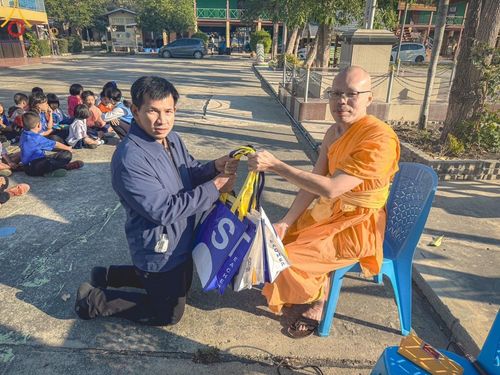 ภาพ No.195829:พิธีทอดผ้าป่าทำนุบำรุงศาสนสถาน ณ วัดตรีพาราสีมาเขต ต.สามเมือง อ.ลาดบัวหลวง จ.พระนครศรีอยุธยา ในโครงการธรรมยาตรา กตัญญูบูชา มหาปูชนียาจารย์ พระมงคลเทพมุนี(สด จนฺทสโร) พระผู้ปราบมาร อนุสรณ์สถาน 7 แห่ง ปีที่ 13 วันที่ 13 มกราคม พ.ศ. 2568