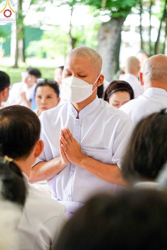 ภาพ No.141401:พิธีบรรพชาอุปสมบท โครงการอุปสมบทหมู่รุ่นผู้บริหาร รุ่นที่ 14 โครงการอุปสมบทหมู่ธรรมทายาท ระดับอุดมศึกษา รุ่นที่ 51 ภาคฤดูฝน ณ โบสถ์พระไตรปิฎก วัดพระธรรมกาย ในวันเสาร์ที่ 15 มิถุนายน พ.ศ. 2567