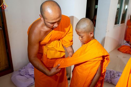 ภาพ No.63070:Photo Story  มหัศจรรย์วัดดงดินแดง Episode 2 โครงการบรรพชาอุปสมบทหมู่ ฟื้นฟูพระพุทธศาสนาทั่วไทย ณ วัดดงดินแดง อ.อมก๋อย จ.เชียงใหม่ วันที่ 3 เมษายน พ.ศ. 2567