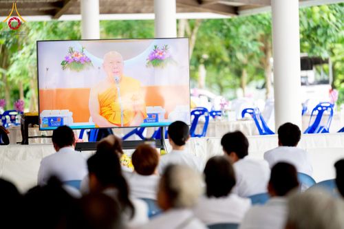 ภาพ No.225990:วันเสาร์ที่ 24 พฤษภาคม พ.ศ. 2568 พิธีถวายสังฆทาน 323 วัด ปีที่ 21 ครั้งที่ 177 พิธีมอบกองทุนหนุนแรงใจช่วยครูใต้ ปีที่ 18 ครั้งที่ 141 และพิธีทำบุญอุทิศส่วนกุศลให้ผู้วายชนม์ ณ ศูนย์ปฏิบัติธรรมภาคใต้ จ.สงขลา