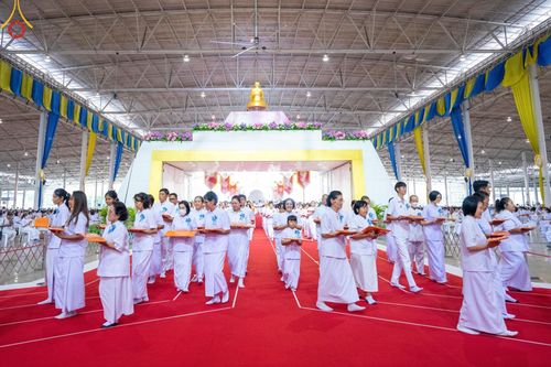 ภาพ No.154567:พิธีทอดผ้าป่าสมทบกฐินวัดพระธรรมกาย และสมทบกฐิน 30,000 วัดทั่วไทย ครั้งที่ 2 ณ สภาธรรมกายสากล วัดพระธรรมกาย วันอังคารที่ 17 กันยายน พ.ศ. 2567