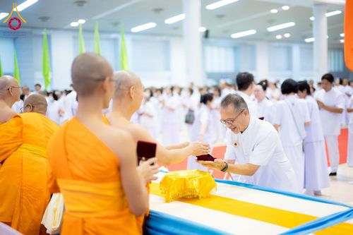 ภาพ No.259893:วันอาทิตย์ที่ 5 ตุลาคม พ.ศ. 2568 สัมมนาพิเศษ "จากกฐินวัดพระธรรมกาย สู่กฐินทั่วไทย 30,000 วัด" ณ สภาธรรมกายสากล วัดพระธรรมกาย