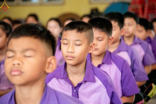 ภาพ No.192342:พิธีทอดผ้าป่าทำนุบำรุงศาสนสถาน ณ วัดเทพพล แขวงบางพรม เขตตลิ่งชัน กรุงเทพมหานคร ในโครงการธรรมยาตรา กตัญญูบูชา มหาปูชนียาจารย์ พระมงคลเทพมุนี(สด จนฺทสโร) พระผู้ปราบมาร อนุสรณ์สถาน 7 แห่ง ปีที่ 13 วันที่ 9 มกราคม พ.ศ. 2568