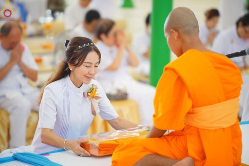 ภาพ No.136343:พิธีอุปสมบทสามเณรเตรียมสถาบันธรรมชัย รุ่นที่ 21 ณ โบสถ์พระไตรปิฏก วัดพระธรรมกาย วันเสาร์ที่ 4 พฤษภาคม พ.ศ.2567