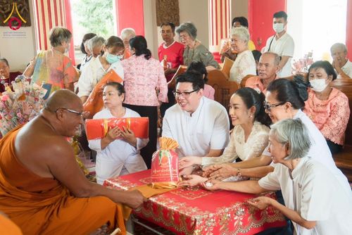 ภาพ No.168451:พิธีทอดกฐิน 4 วัด จ.ปราจีนบุรี โครงการกฐินสามัคคีทั่วไทย 30,000 วัด โดยคณะศิษยานุศิษย์วัดพระธรรมกาย บูชาธรรม 80 ปี หลวงพ่อธัมมชโย วันที่ 26-27 ตุลาคม พ.ศ. 2567