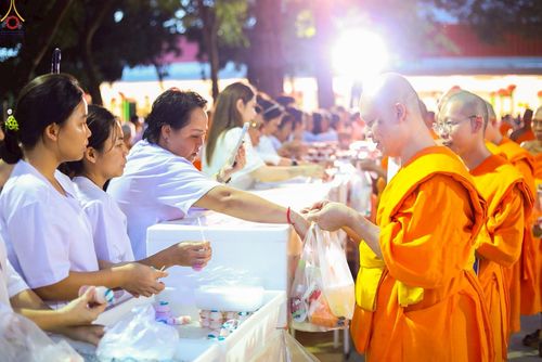 ภาพ No.250704:วันอังคารที่ 7 ตุลาคม พ.ศ. 2568 พิธีมหาปวารณาออกพรรษา ณ โบสถ์พระไตรปิฎก วัดพระธรรมกาย