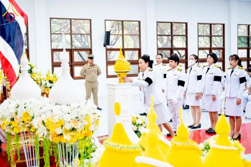 ภาพ No.276083:วันที่ 5 ธันวาคม พ.ศ. 2568 พสกนิกรอำเภอคลองหลวง พร้อมใจบำเพ็ญกุศลอุทิศถวาย “ในหลวงรัชกาลที่ 9” น้อมรำลึกในพระมหากรุณาธิคุณ เนื่องในวันคล้ายวันพระบรมราชสมภพ วันชาติ และวันพ่อแห่งชาติ ณ อาคารปลูกศรัทธา 2 วัดพระธรรมกาย อำเภอคลองหลวง จังหวัดปทุมธานี