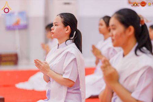 ภาพ No.282107:วันที่ 22 ธันวาคม พ.ศ.2568 พิธีปิดโครงการอบรมอุบาสิการุ่นที่ 1 อินโดนีเซีย