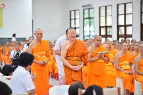 ภาพ No.328651:วันอังคารที่ 12 พฤษภาคม พ.ศ.2569 เจ้าประคุณสมเด็จพระมหารัชมงคลมุนี กรรมการมหาเถรสมาคม เจ้าคณะหนกลาง วัดไตรมิตรวิทยาราม วรวิหาร โปรดเมตตาเป็นองค์ประธาน พิธีเจริญพระพุทธมนต์ อายุวัฒนมงคล 98 ปี คุณแม่จุรี สุทธิผล ณ อาคารปลูกศรัทธา 2 วัดพระธรรมกาย