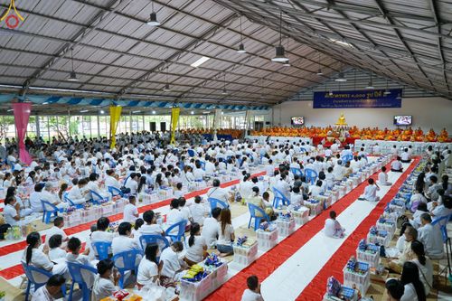 ภาพ No.82236:พิธีตักบาตรพระ 1,000 รูป ปีที่ 8 วันเสาร์ที่ 10 มิถุนายน 2566 ณ ธุดงคสถานล้านนา อ.สันทราย จ.เชียงใหม่