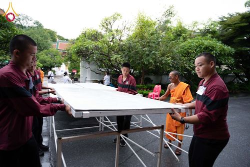 ภาพ No.351543:วันที่ 22 กันยายน พ.ศ. 2569  พิธีตักบาตรสามเณรธรรมทายาท โครงการบรรพชาพัฒนาคุณธรรม จริยธรรม  สำหรับนักเรียนนายสิบตำรวจ (นสต.) รุ่นที่ 16 ศูนย์ฝึกอบรมตำรวจภูธรภาค 1  ณ วัดพระพุทธบาทราชวรมหาวิหาร