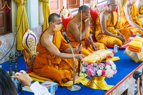 ภาพ No.296445:วันที่ 16 มกราคม พ.ศ. 2569 พิธีทอดผ้าป่าทำนุบำรุงศาสนสถาน ณ วัดโพธิ์เอน ต.บางขุนกอง อ.บางกรวย จ.นนทบุรี อนุสรณ์สถานลำดับที่ 4 สถานที่เกิดด้วยกายธรรม ในโครงการธรรมยาตรา กตัญญูบูชา มหาปูชนียาจารย์ พระมงคลเทพมุนี(สด จนฺทสโร) พระผู้ปราบมาร อนุสรณ์สถาน 7 แห่ง