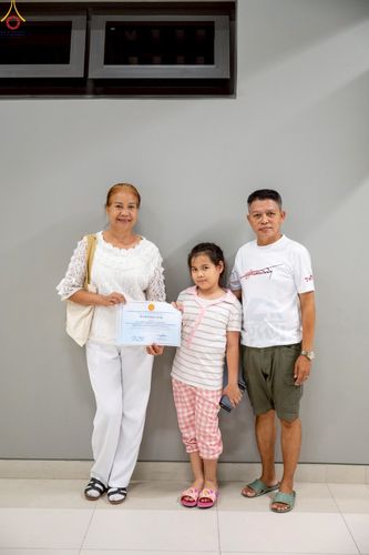 ภาพ No.242903:วันที่ 29-31 สิงหาคม พ.ศ. 2568 องค์กรภาคีเครือข่าย “บวร” (บ้าน-วัด-โรงเรียน-ราชการ) อ.คลองหลวง จัดบวชอุบาสิกาแก้ว ถวายพระราชกุศลแด่สมเด็จพระพันปีหลวง - กตัญญูบูชาแด่ผู้มีพระคุณ