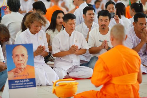 ภาพ No.141514:พิธีบรรพชาอุปสมบท โครงการอุปสมบทหมู่รุ่นผู้บริหาร รุ่นที่ 14 โครงการอุปสมบทหมู่ธรรมทายาท ระดับอุดมศึกษา รุ่นที่ 51 ภาคฤดูฝน ณ โบสถ์พระไตรปิฎก วัดพระธรรมกาย ในวันเสาร์ที่ 15 มิถุนายน พ.ศ. 2567