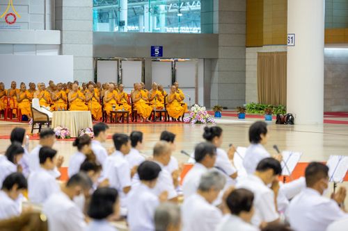ภาพ No.207414:พิธีตักบาตร และปฏิบัติธรรมช่วงสาย ในวันมาฆบูชา วันพุธที่ 12 กุมภาพันธ์ พ.ศ. 2568 ณ วัดพระธรรมกาย จังหวัดปทุมธานี