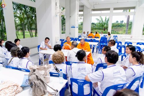 ภาพ No.242421:วันที่ ๒๙ - ๓๑ สิงหาคม พ.ศ. ๒๕๖๘ สัมมนารวมใจผู้นำบุญ บูชาธรรม ๘๑ ปี  หลวงพ่อธัมมชโย รุ่นที่ ๒ กฐินสามัคคีทั่วไทย ๓๐,๐๐๐ วัด โครงการอุปสมบทบูชาธรรมมหาปูชนียาจารย์  ๓,๐๐๐ รูป