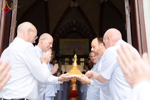 ภาพ No.329642:วันที่ 16 พฤษภาคม พ.ศ.2569 พิธีประดิษฐานพระประธาน และบรรจุพระบรมสารีริกธาตุ เนเธอร์เเลนด์