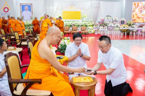 ภาพ No.314590:วันศุกร์ที่ 20 มีนาคม พ.ศ. 2569 พิธีบำเพ็ญกุศล คุณพ่อณรงค์ จินตมากุล โยมบิดา พระครูปลัดรัตนวีรวัฒน์ (รังสฤษดิ์ อิทฺธิจินตโก) ที่ปรึกษาเจ้าคณะจังหวัดปทุมธานี เจ้าอาวาสวัดพระธรรมกาย  ณ ห้องปลูกศรัทธา 2 วัดพระธรรมกาย ปทุมธานี