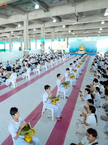 ภาพ No.228485:วันเสาร์ที่ 7 มิถุนายน พ.ศ. 2568 พิธีปลงผมโครงการอุปสมบทหมู่ธรรมทายาท ระดับอุดมศึกษา รุ่นที่ 52 ภาคฤดูฝน ณ วิหารคด 9 วัดพระธรรมกาย