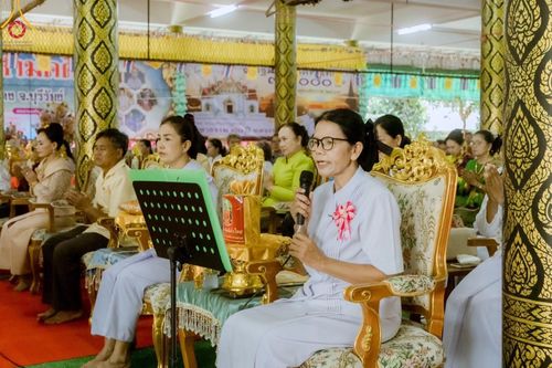 ภาพ No.176530:พิธีทอดกฐิน ณ วัดโนนดินแดงเหนือ อำเภอโนนดินแดง จังหวัดบุรีรัมย์  ในโครงการกฐินสามัคคีทั่วไทย 30,000 วัด บูชาธรรม 80 ปี หลวงพ่อธัมมชโย โดยคณะศิษยานุศิษย์วัดพระธรรมกาย วันที่ 27 ตุลาคม พ.ศ. 2567