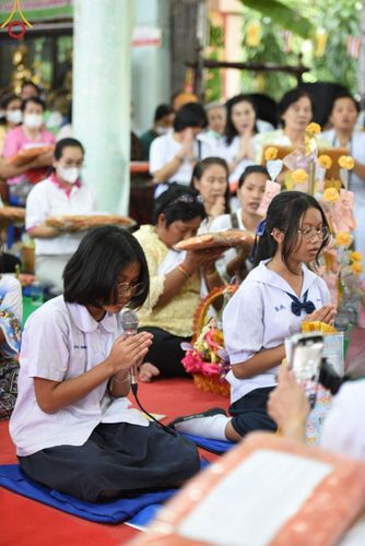 ภาพ No.98919:พิธีทอดกฐินสามัคคีทั่วไทย 5,000 วัด และกฐินเด็กดีวีสตาร์ ณ วัดเขาลาดวนาราม อ.แก่งคอย จ.สระบุรี วันที่ 26 พฤศจิกายน พ.ศ. 2566