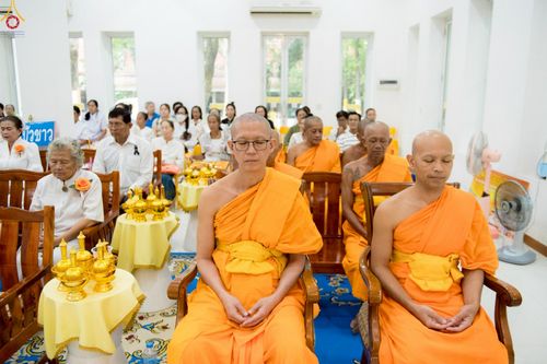 ภาพ No.277622:วันที่ 5 พฤศจิกายน พ.ศ. 2568 พิธีทอดกฐินสามัคคีทั่วไทย ณ วัดหัวถนนเหนือ ต.หัวถนน อ.ท่าตะโก จ.นครสวรรค์ โดยคณะศิษยานุศิษย์ บูชาธรรม 81 ปี หลวงพ่อธัมมชโย