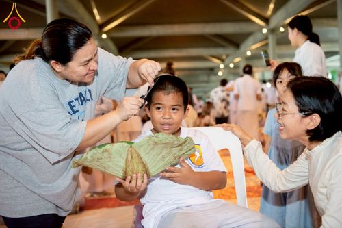 ภาพ No.214251:วันอาทิตย์ที่ 30 มีนาคม พ.ศ. 2568  พิธีปลงผมสามเณรฟื้นฟูทั่วไทย ณ มหารัตนวิหารคด คอร์ 22 วัดพระธรรมกาย จ.ปทุมธานี